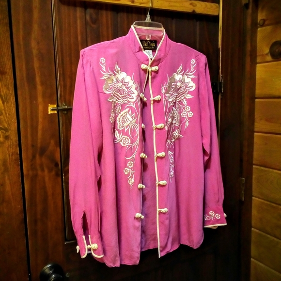 Bob Mackie Tops - 🌸!Unique Bob Mackie, Wearable Art Blouse!🌸